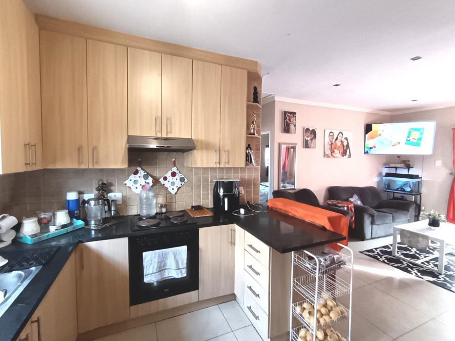 2 Bedroom Property for Sale in Parsonsvlei Eastern Cape